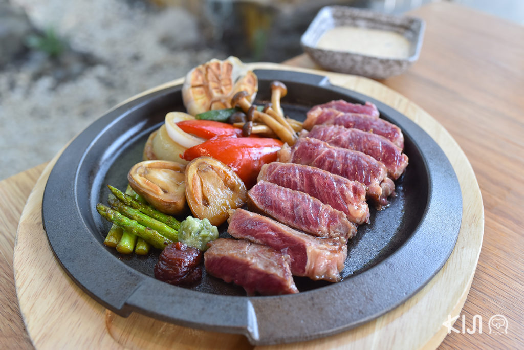 Meltique Beef Steak (498 บาท) - Hinoki Sushi