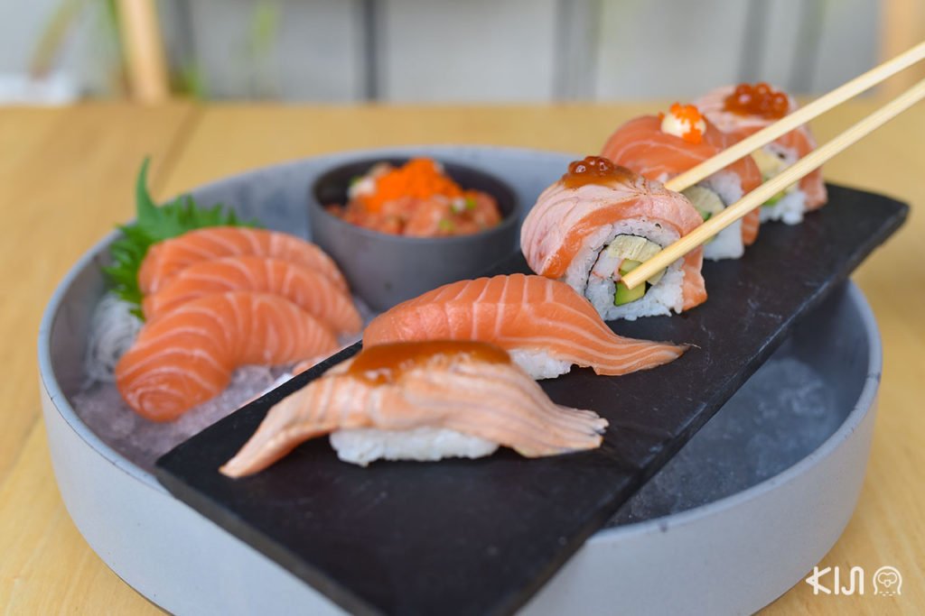 เมนูของร้าน Teien Sushi - Salmon Lover Set B