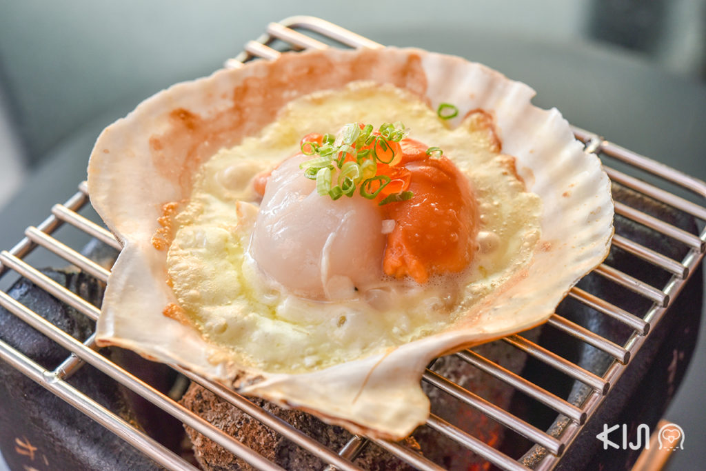Ori Izakaya & Sushi Bar หอยเชลล์ย่างชีส