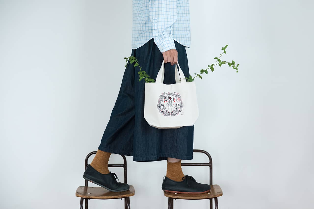 กระเป๋าผ้าที่ออกแบบโดย ฟุคุดะ โทชิยูกิ แบรนด์ TENP