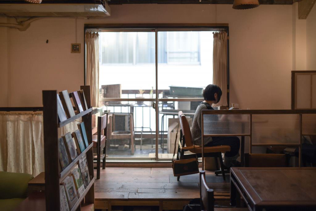 บรรยากาศภายร้าน QWALUNCA CAFE ในย่านคิชิโจจิ (Kichijoji)