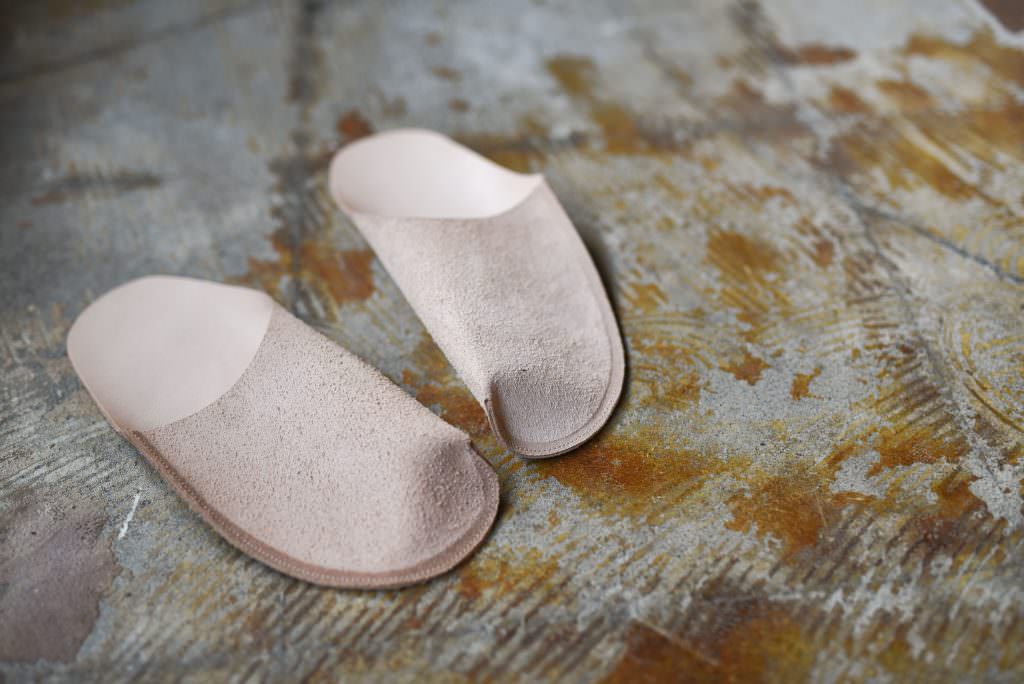 ชิ้นส่วนอุปกรณ์ในการผลิตรองเท้าจากร้าน TOE TO KNEE