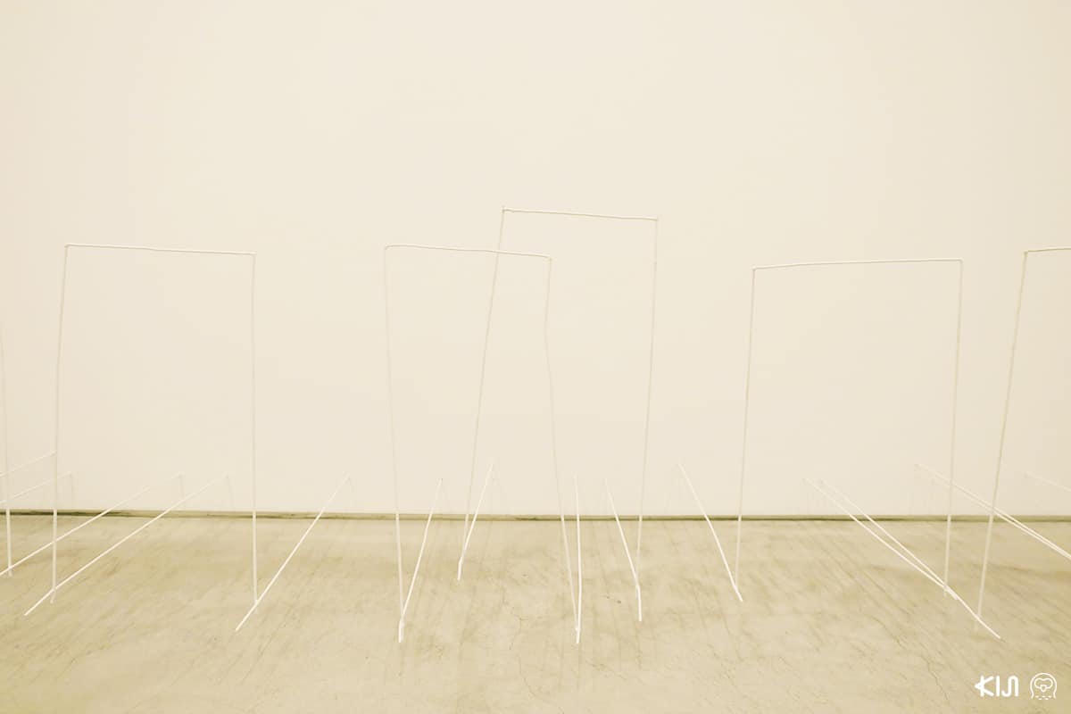 งานศิลปะภายใน Ando Gallery