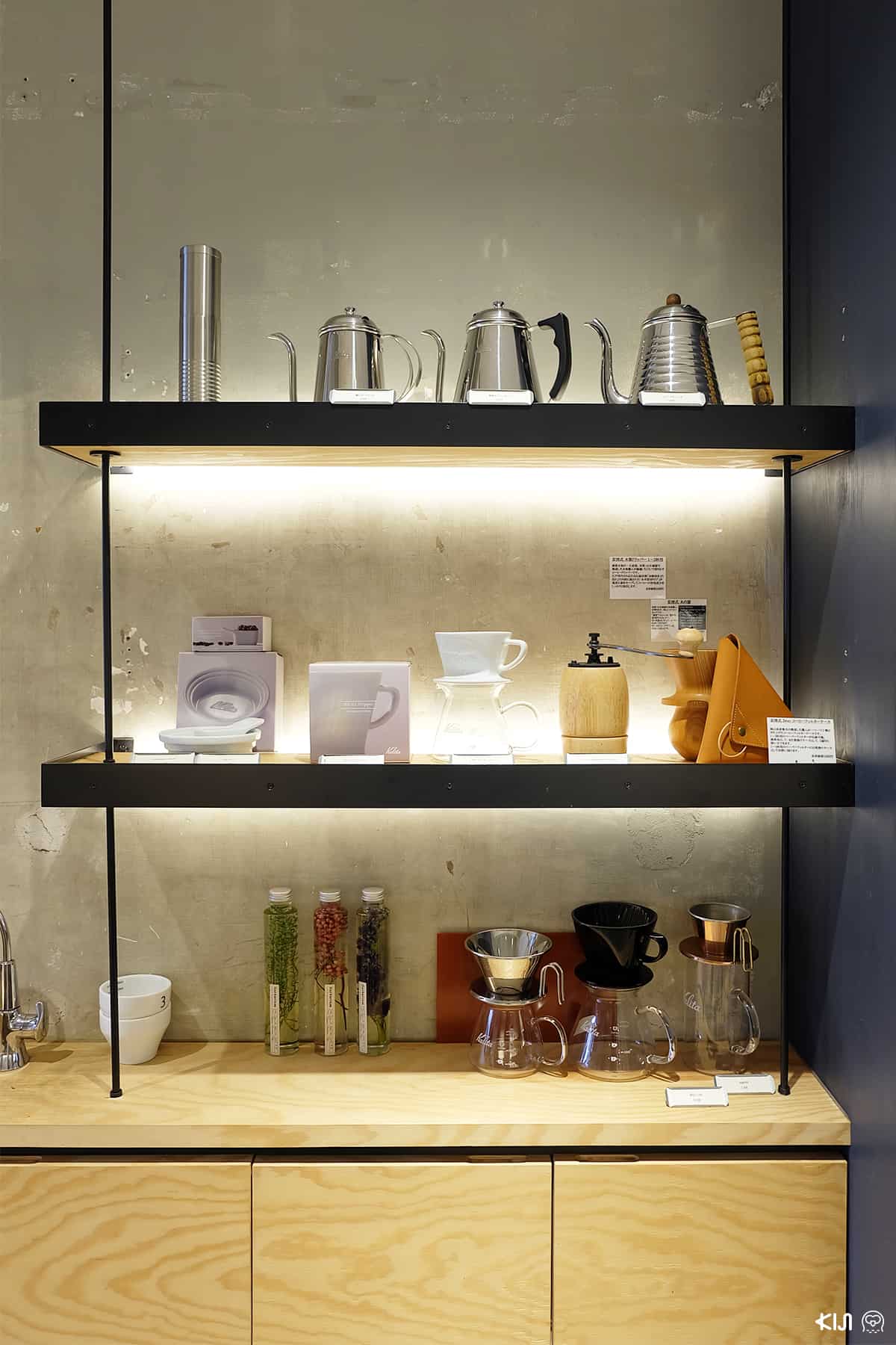 อุปกรณ์ทำกาแฟของร้าน IKI