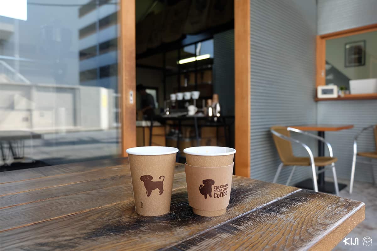 การดีไซน์ลายแก้วของร้าน THE CREAM OF THE CROP