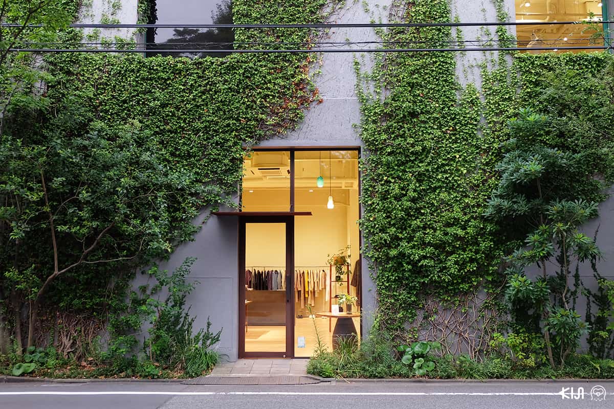 ร้านค้าต่างๆ ใน Museum of Contemporary Art Tokyo (MOT)