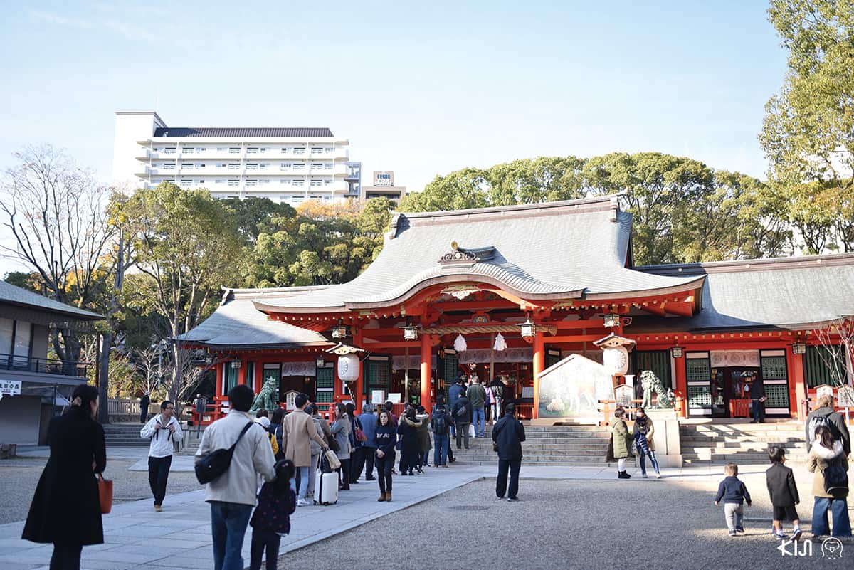 ศาลเจ้าอิคุตะ (Ikuta) เป็นศาลเจ้าโบราณอายุกว่า 1,800 ปี ของเมืองโกเบ (Kobe)