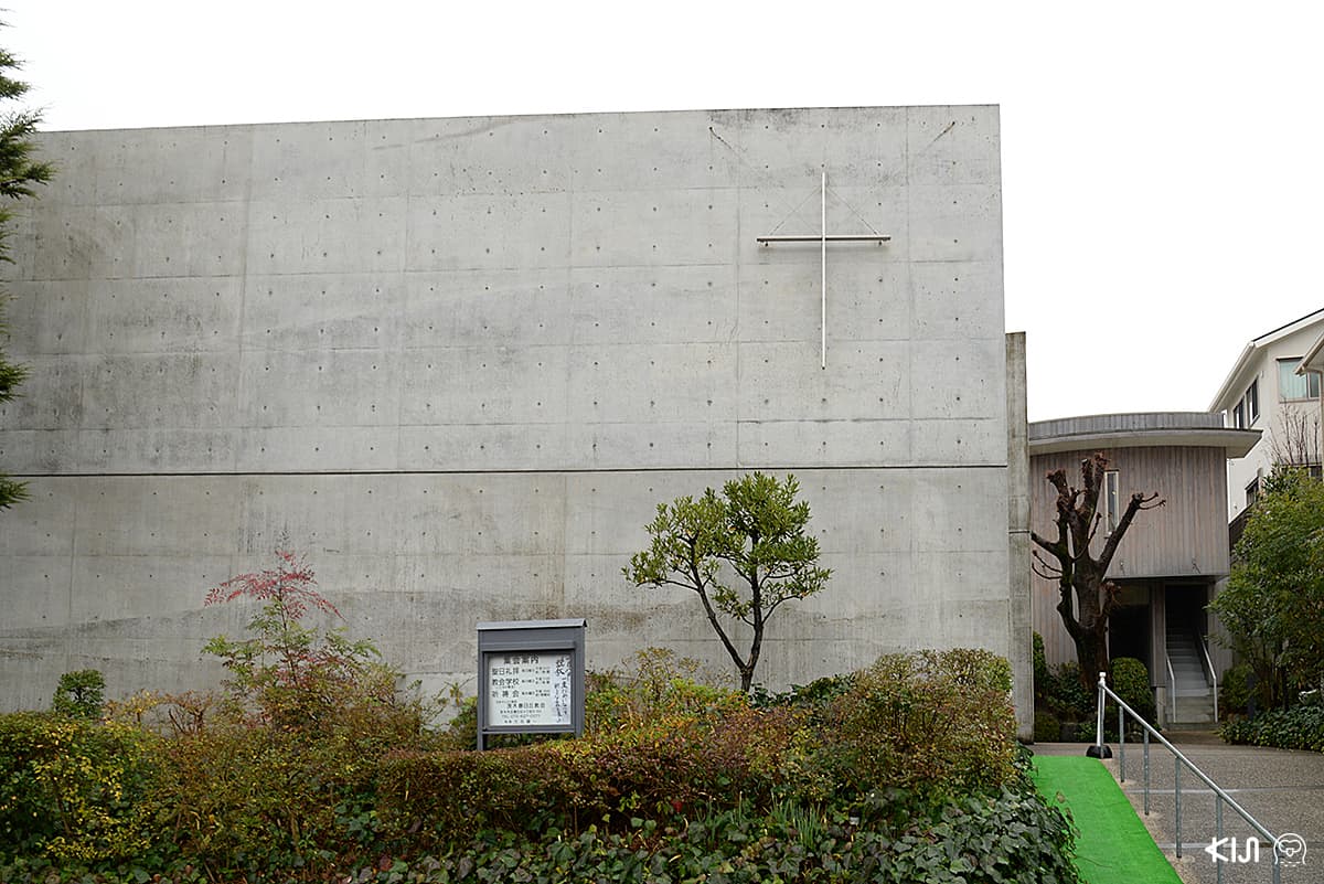 บรรยากาศข้างนอกของ Church of the Light