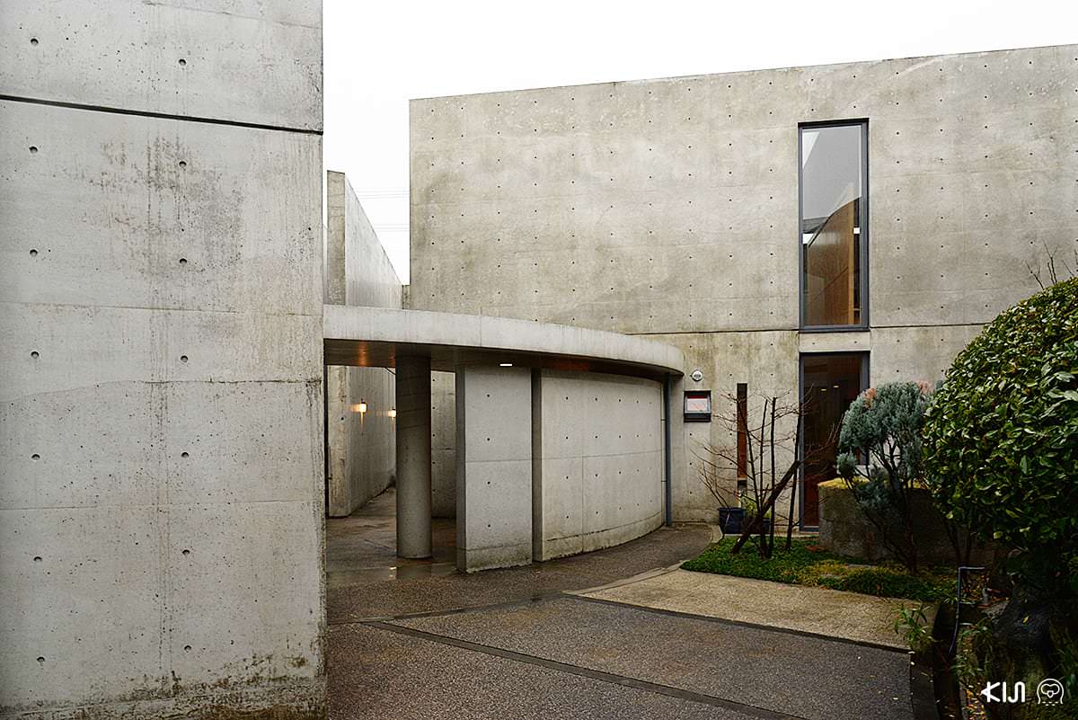 บรรยากาศโดยรอบของ Church of the Light