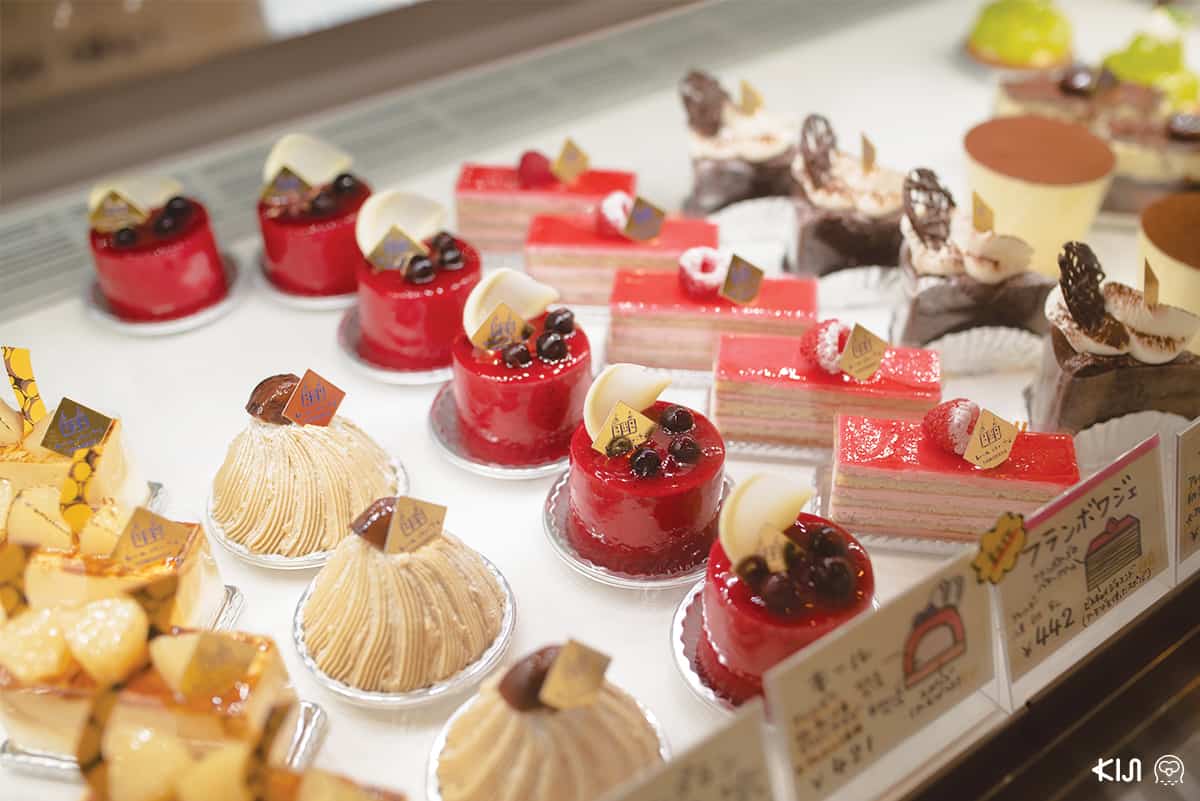 ขนมหวานรสชาติต่างๆ ของร้าน La verite