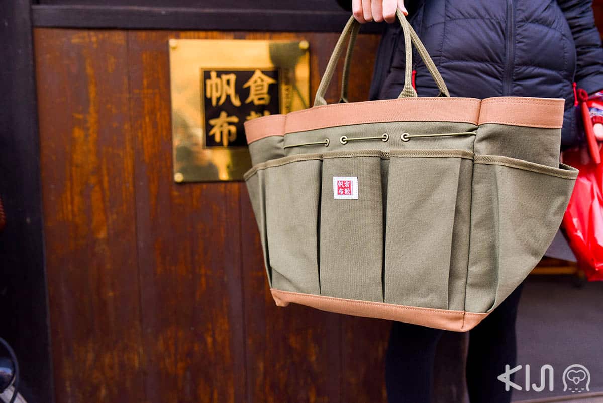 กระเป๋าผ้าแคนวาส จากร้านคุราชิกิ ฮันปุ (Kurashiki Hanpu)