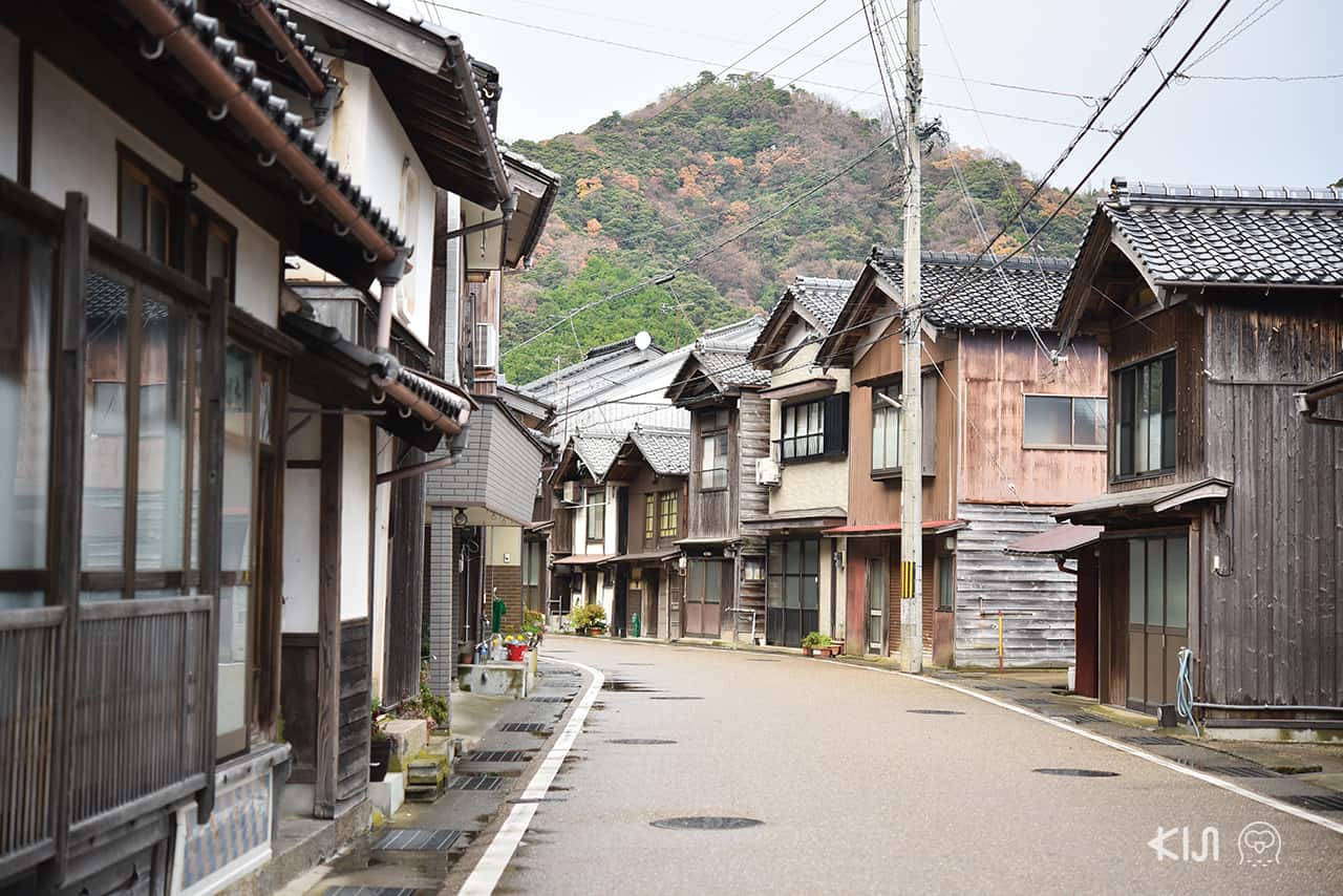 The Funaya เกสต์เฮาส์น่านอนที่ดัดแปลงจากอู่เก็บเรือ ที่อิเนะ (ine)