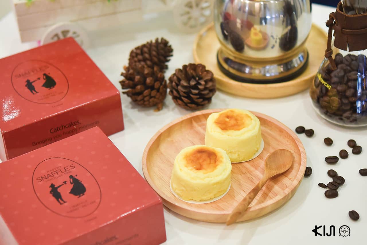 Catch Cakes (Cheese)  90 บาท/ชิ้น จากร้าน Snaffle’s (สแนฟ'เฟิล)