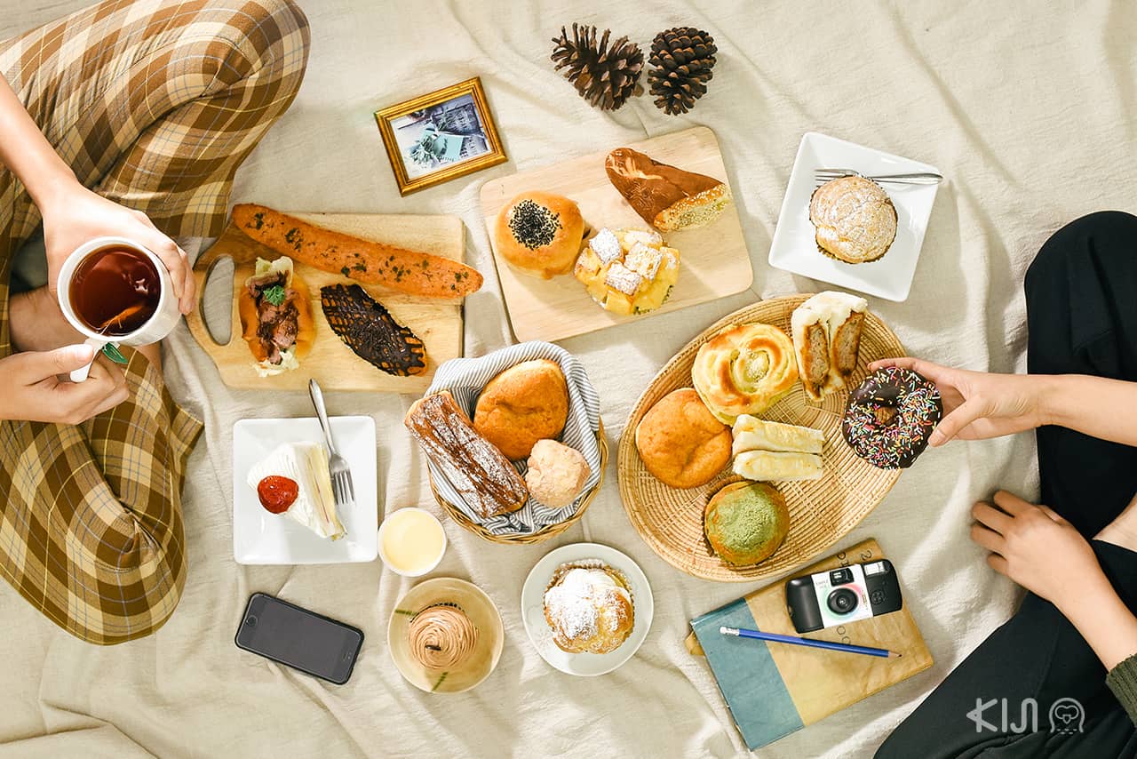 Japanese Sweet Treats : ขนมปังหลากหลายเมนูที่ร้าน Custard Nakamura (คัสตาร์ด นากามูระ)