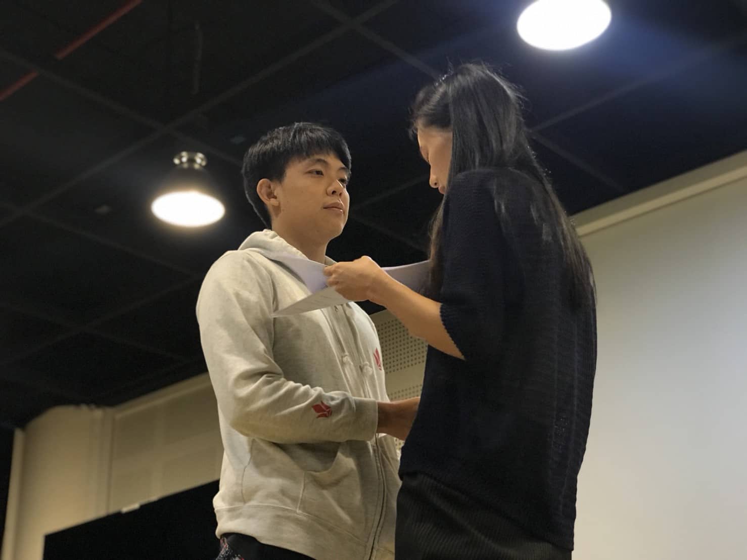 เบื้องหลังการซ้อมละครเวที " Pratthana - A Portrait of Possession"