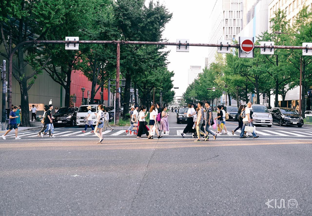 ถนนใกล้ๆกับหมู่บ้านอเมริกันที่โอซาก้า