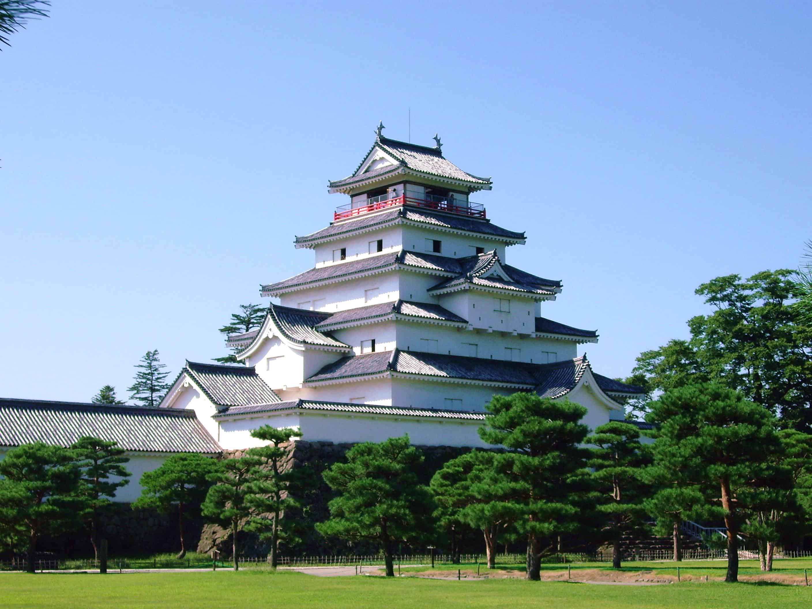 ปราสาทสึรุกะ (Tsuruga Castle) จังหวัดฟุกุชิมะ