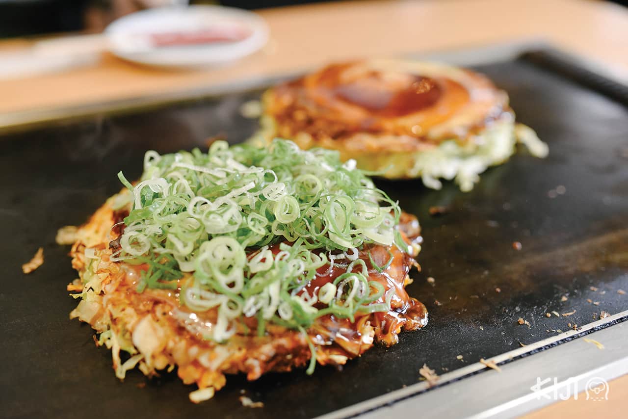 Okonomiyaki お好み焼き
