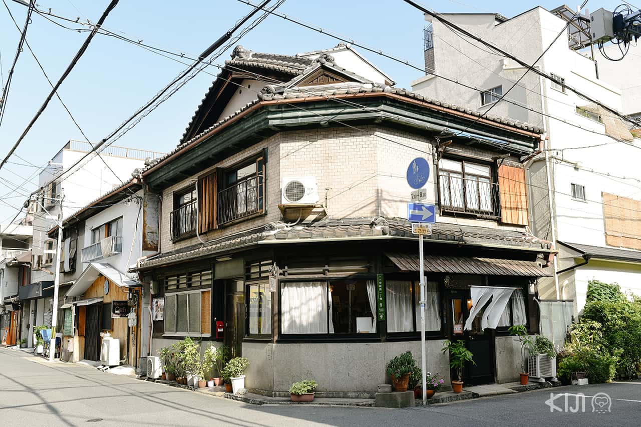 ร้านขายแปรงแต่งหน้า Sakurado ย่าน Nakazakicho ในโอซาก้า 