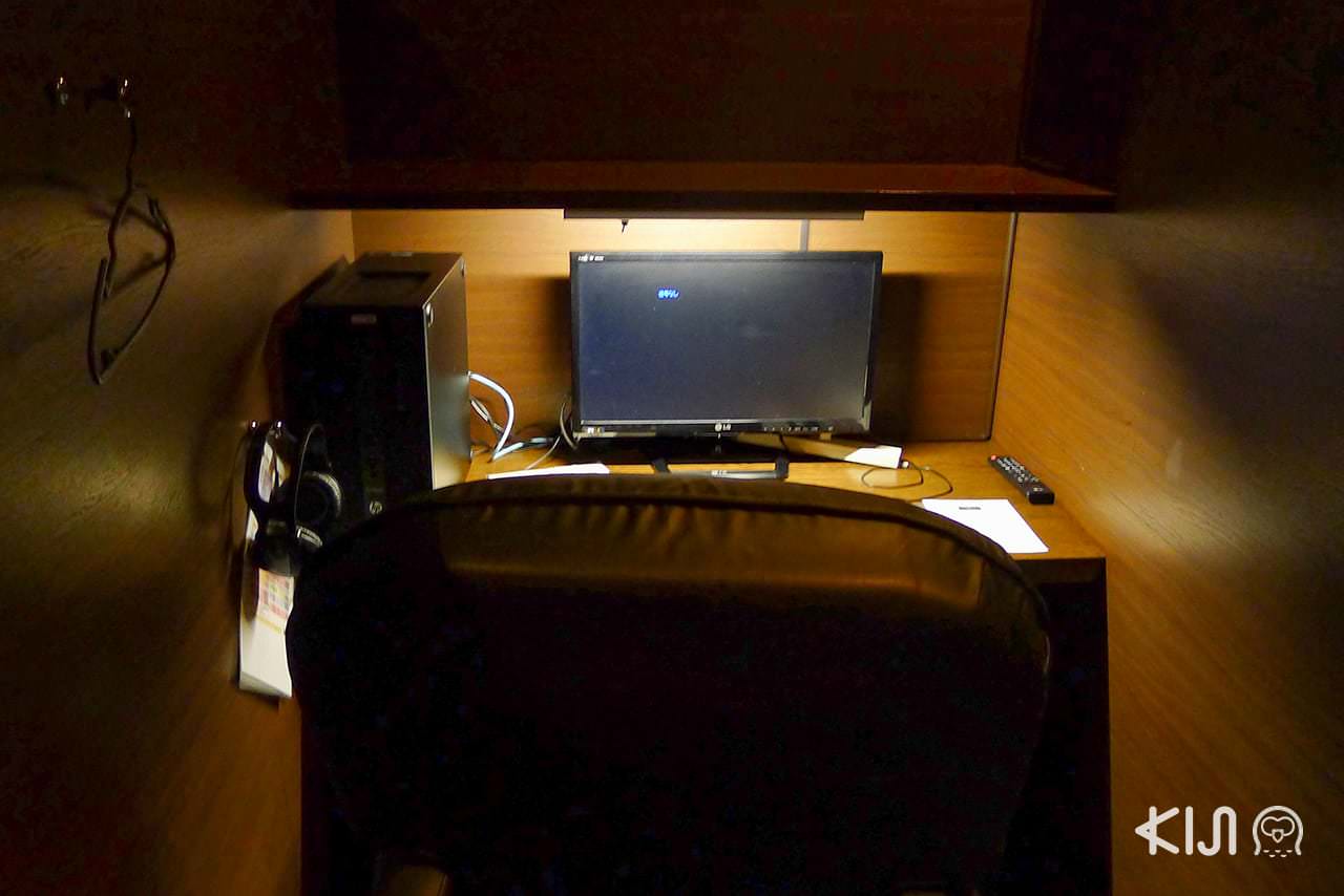 ที่พักราคาถูกในญี่ปุ่น : มังงะคาเฟ่ (Manga Cafe)