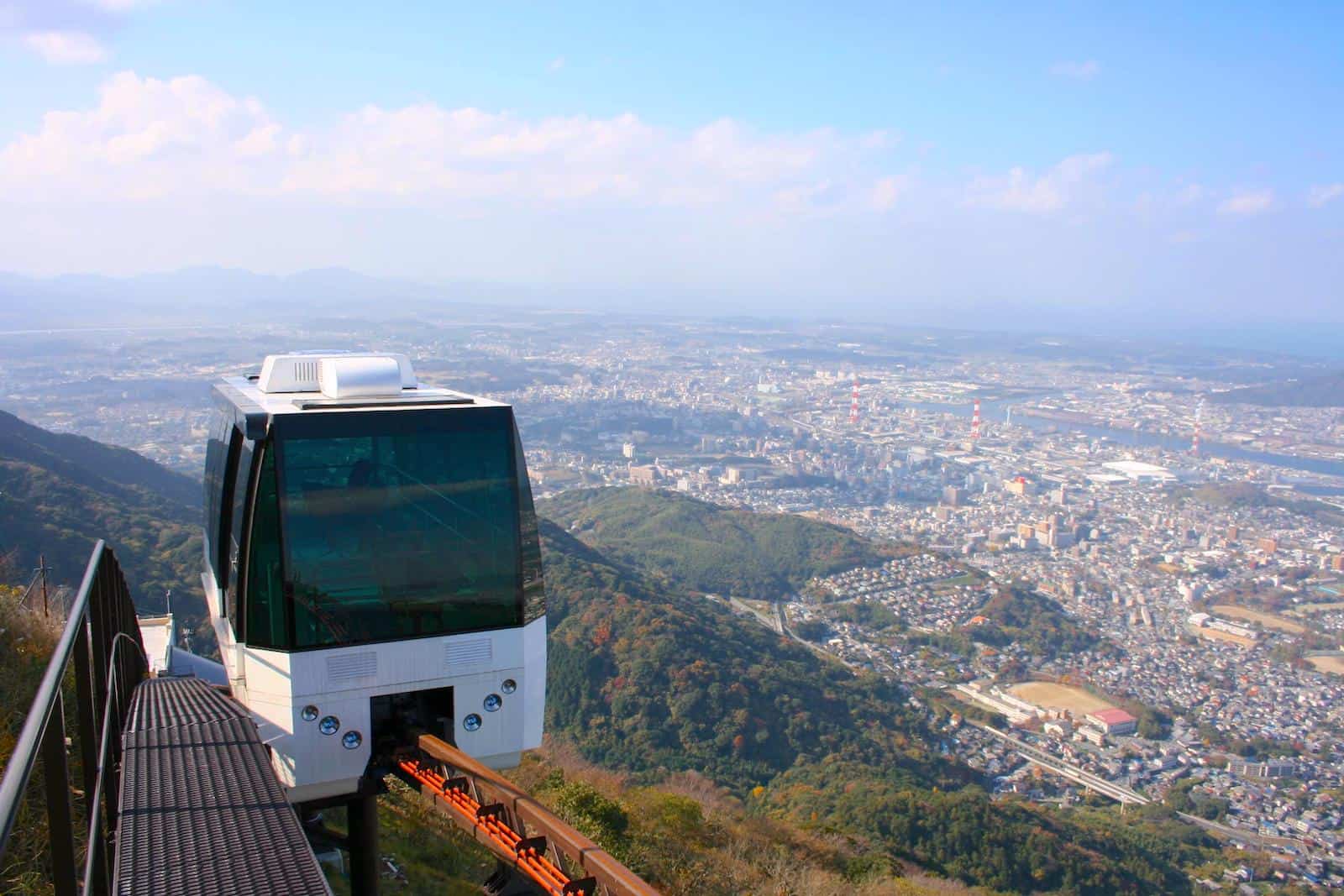 ยอดเขาซาระคุระ (Sarakurayama) ใน Kitakyushu