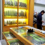 Toyosu-Fish-Market-Block-6-Uogashi-Yokocho-Knives-1