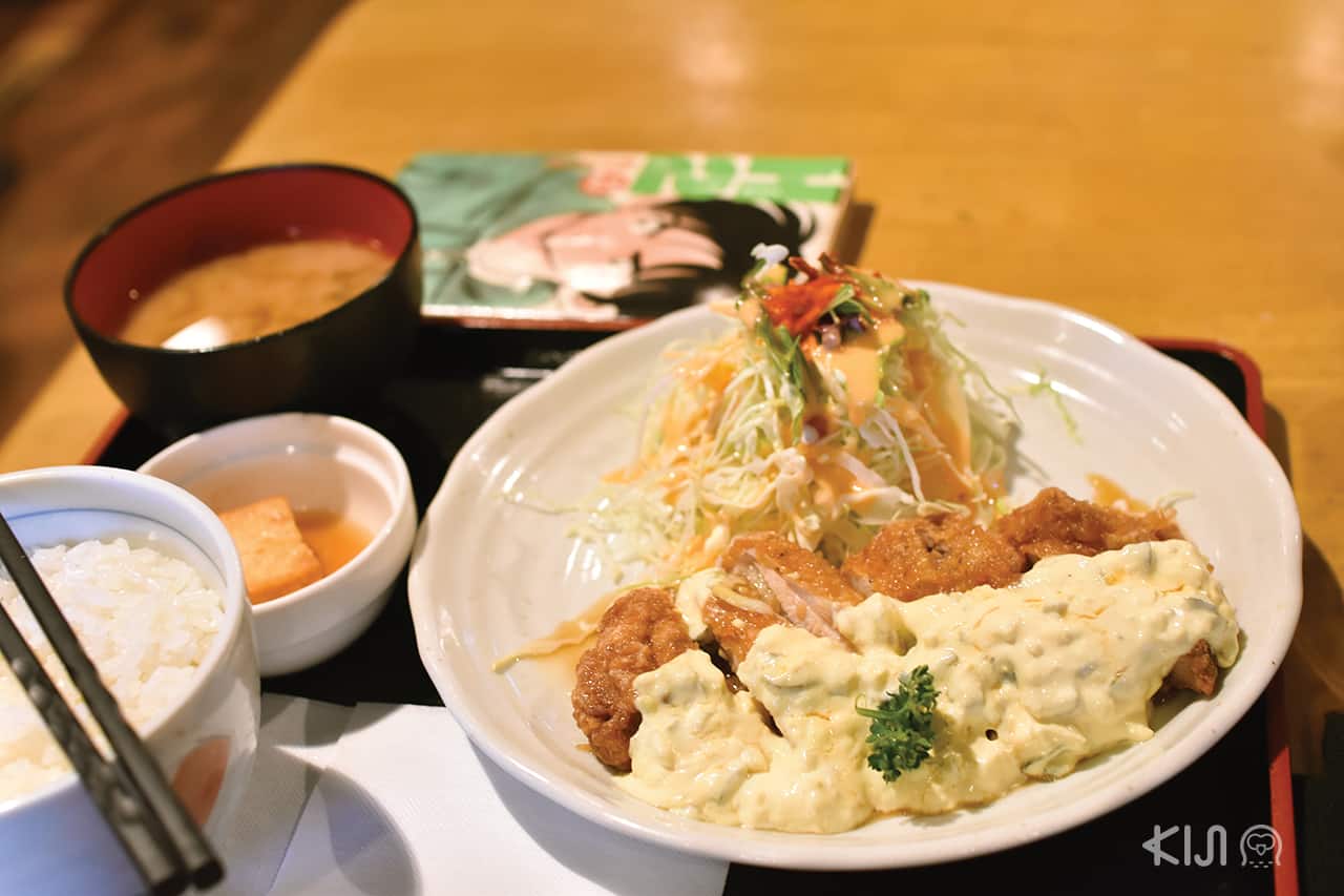 อาหารญี่ปุ่นโฮมเมด จากร้าน Aikamu ในย่านอิชิโจจิ (Ichijoji)