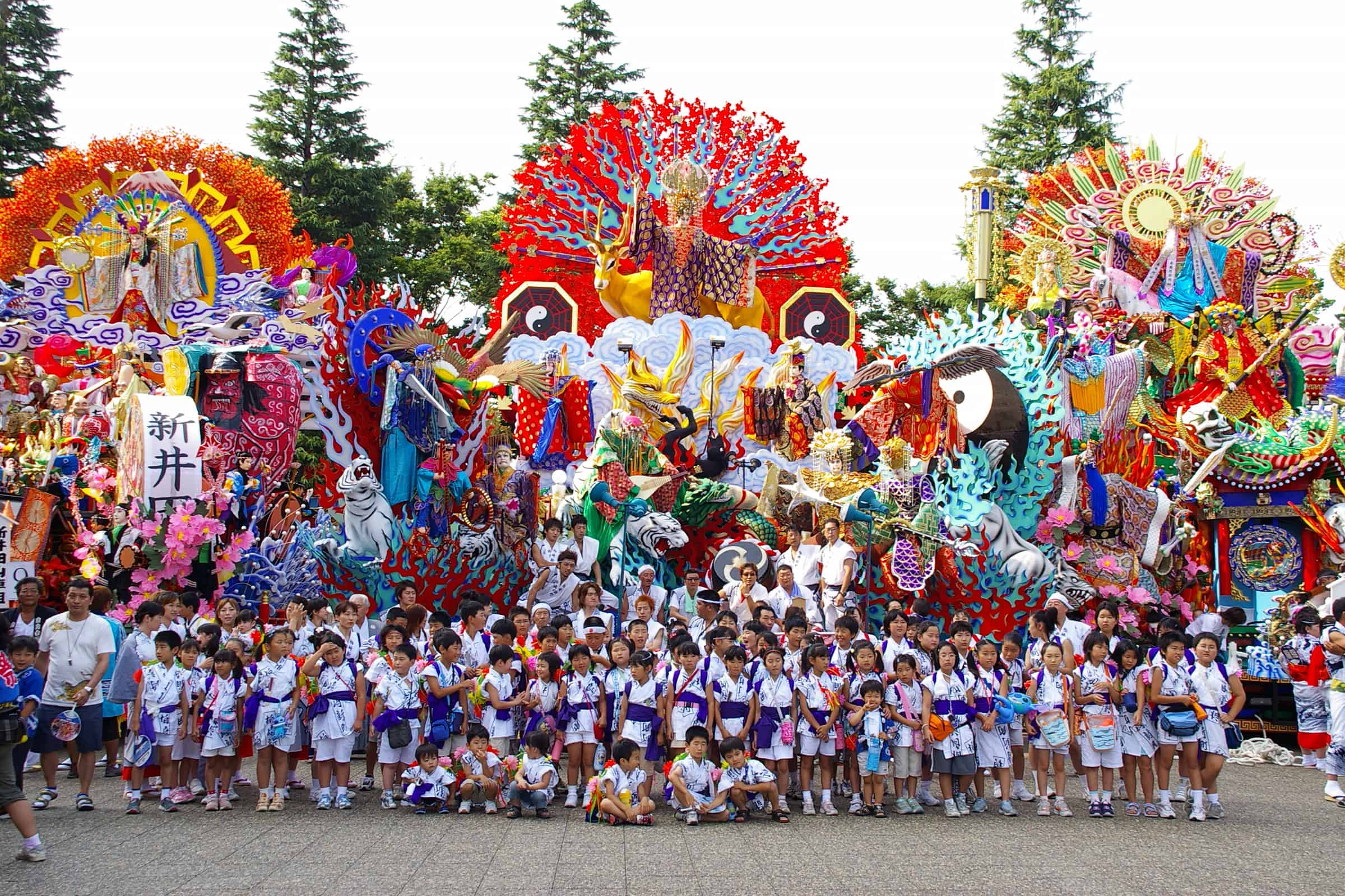 เทศกาล หน้าร้อน ของภูมิภาค โทโฮคุ : เทศกาลฮาจิโนเฮะซันชะไทไซ (Hachinohe Sansha Taisai Festival)