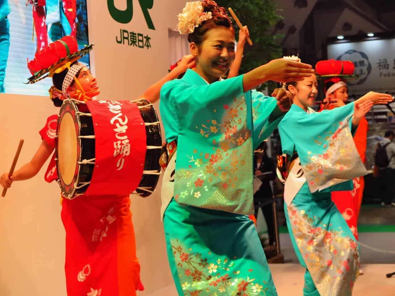 盛岡さんさ踊り