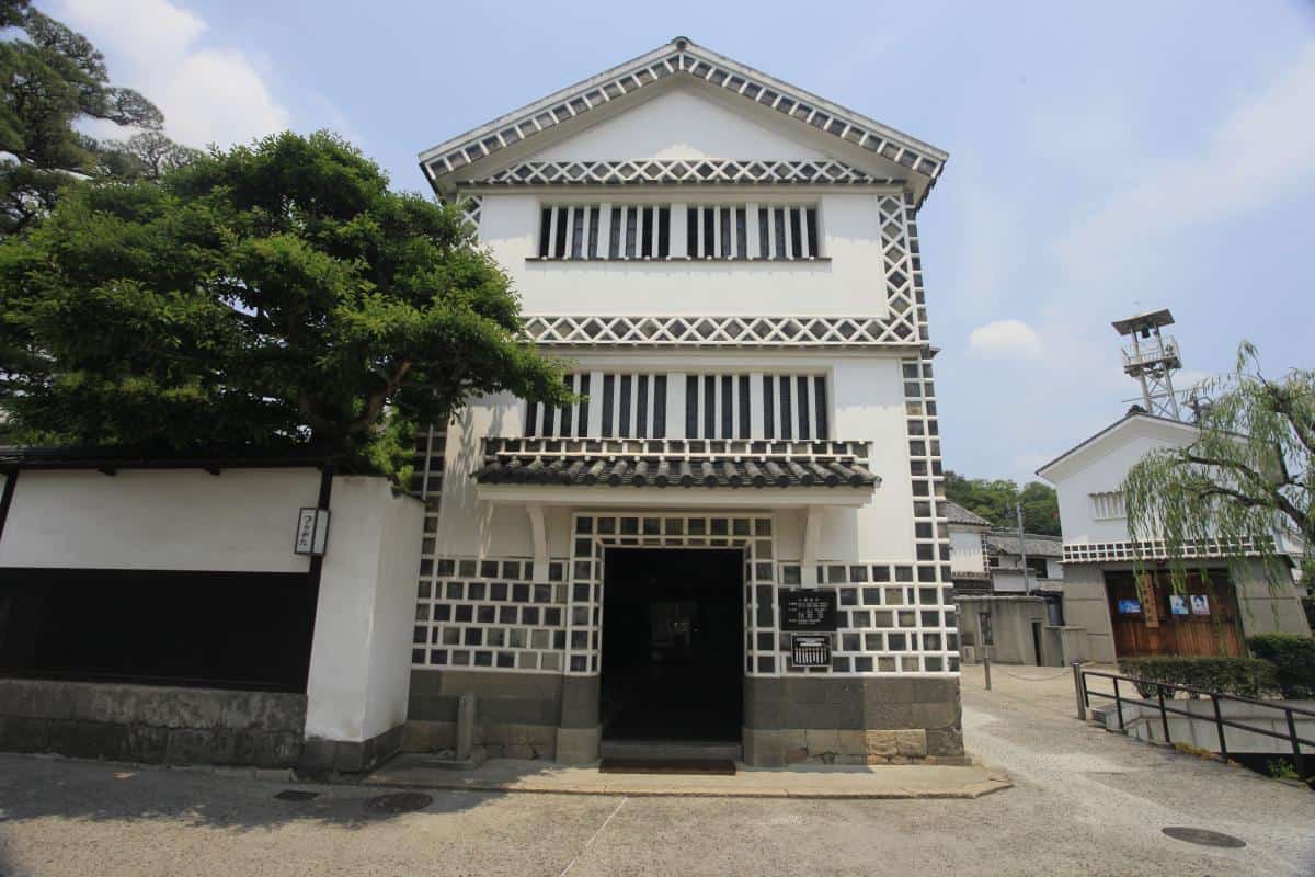 พิพิธภัณฑ์ทางโบราณคดีคุราชิกิ (Kurashiki Archaeological Museum)