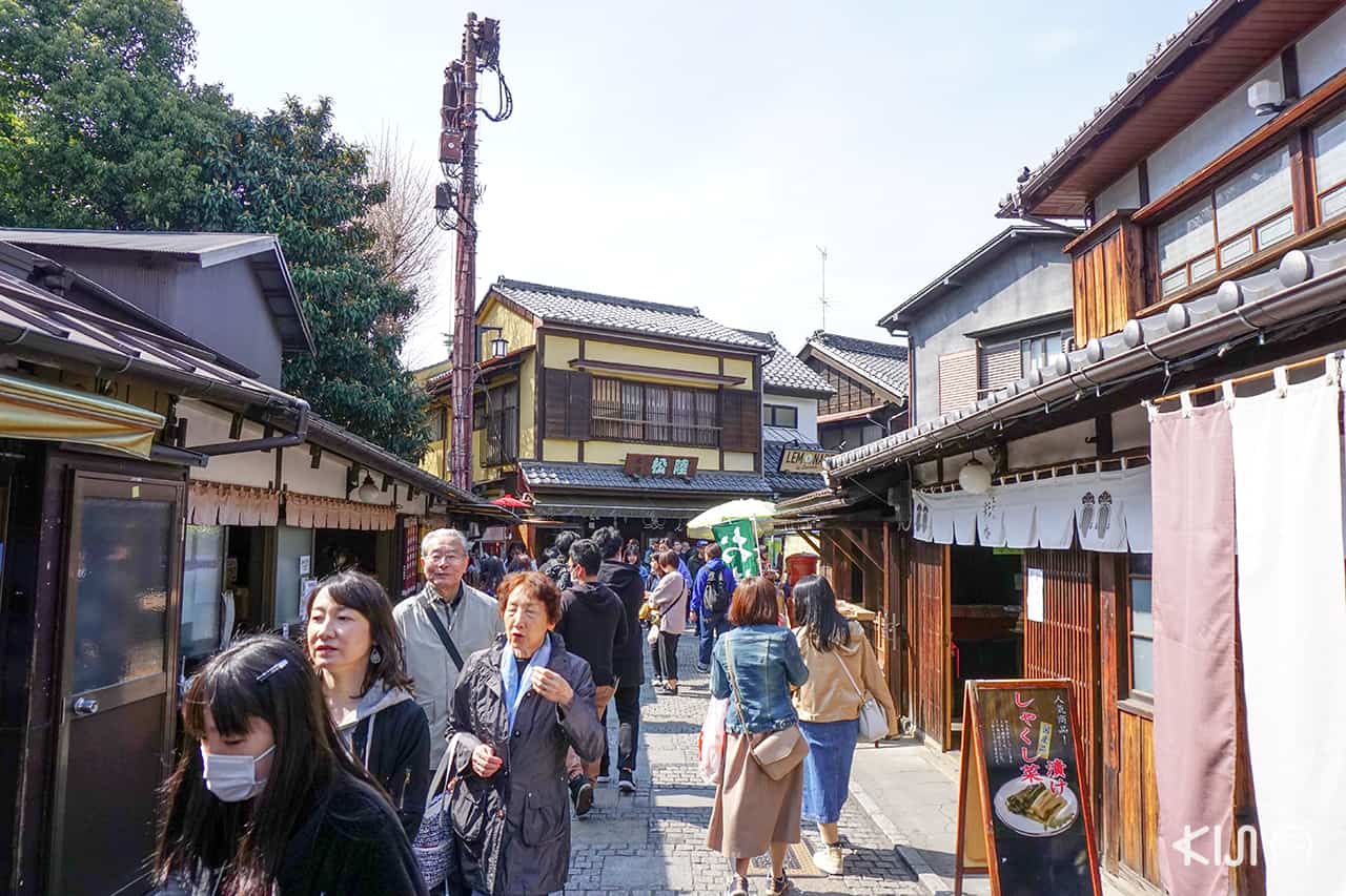 ตรอกขนมหวาน (Kashiya Yokochō - 菓子屋横丁) คาวาโกเอะ (Kawagoe)