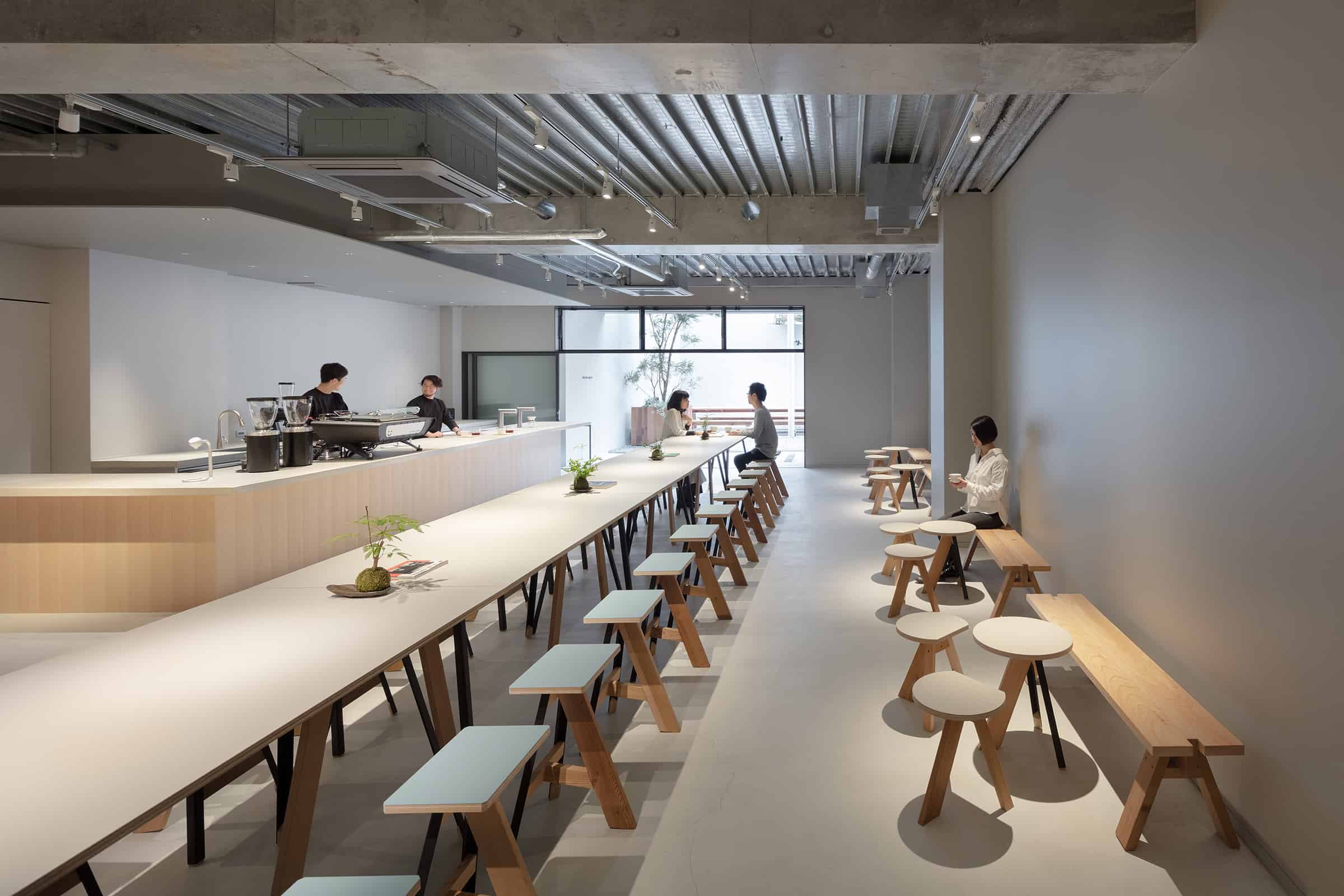 บรรยากาศภายใน คาเฟ่ Dotcom Space Tokyo โตเกียว