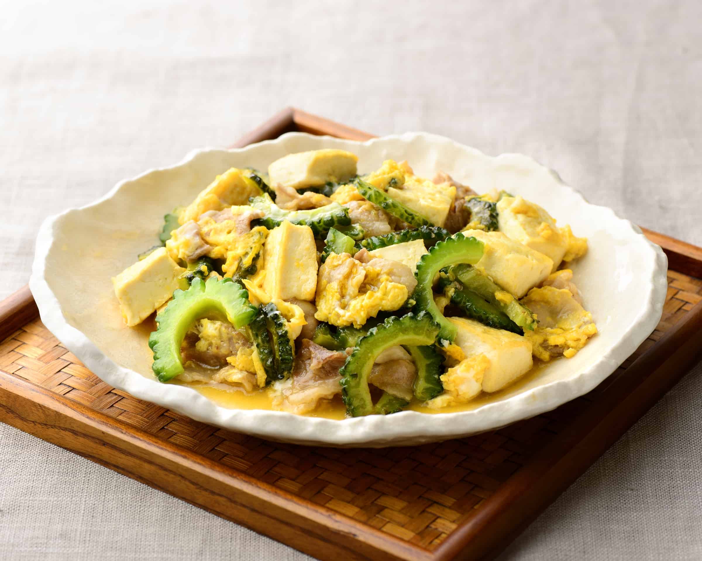 Okinawa Food : โกยาจัมปุรุ (Goya Chanpuru)