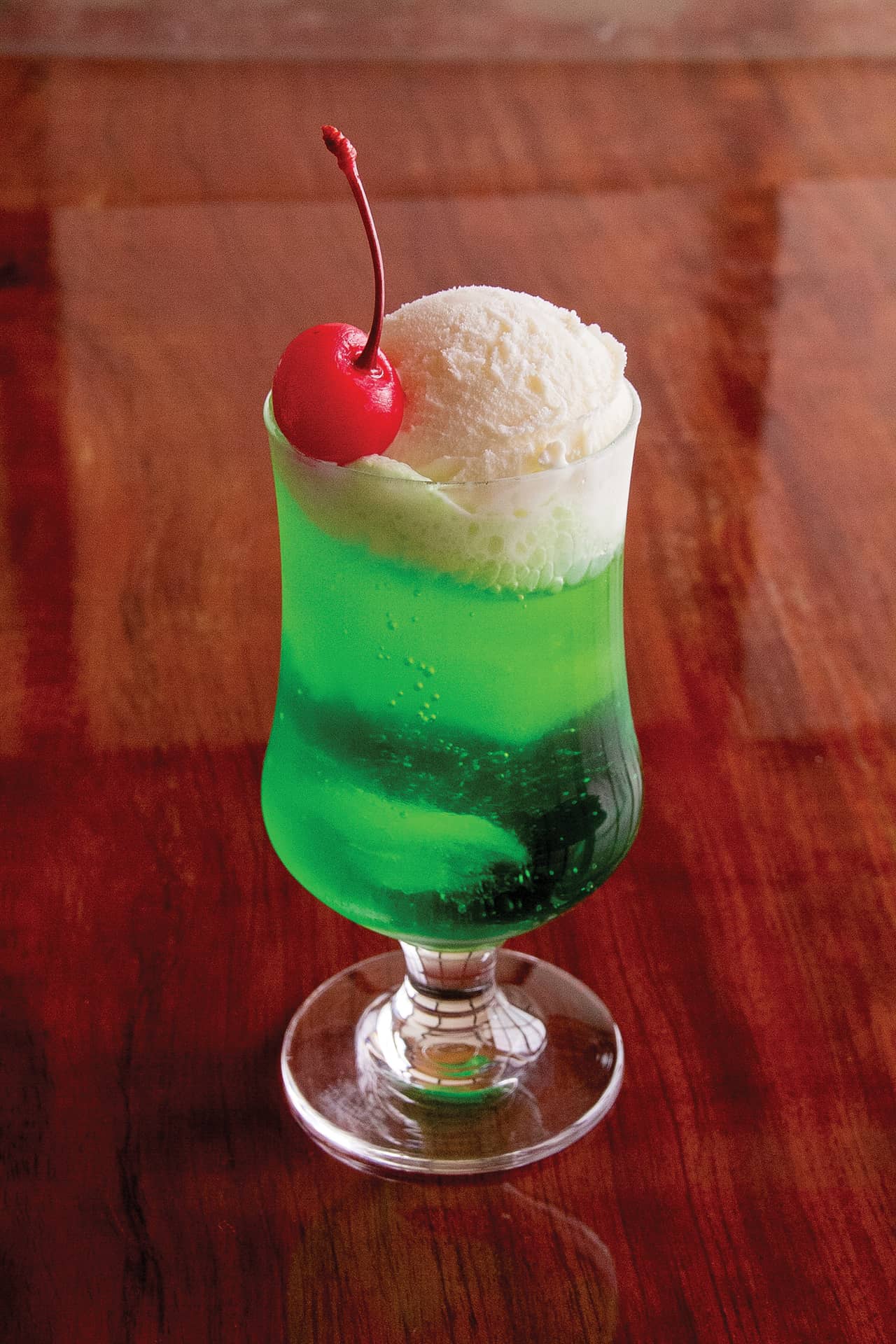 เมนูฮิตของคิสสะเต็น อาทิ ครีมโซดา (Cream Soda ที่เห็นบ่อยๆ คือน้ำโซดากลิ่นเมลอนสีเขียวที่ท็อปด้วยไอศกรีมวานิลลา)