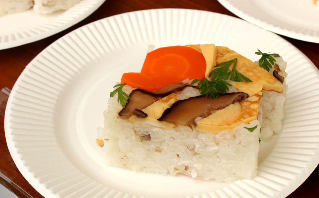 โคเคระ ซูชิ (Kokera Sushi) อาหารพื้นเมืองโคจิ (Kochi)