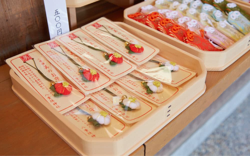 เครื่องรางที่ศาลเจ้ายาเอกาคิ