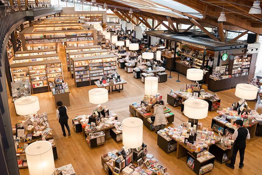 ภายในห้องสมุด Takeo City Library