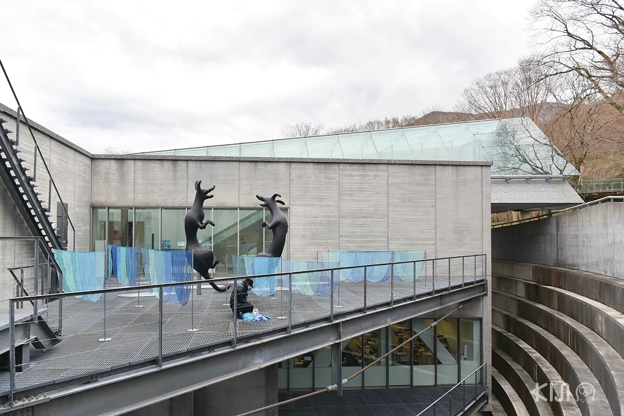 งานประติมากรรมที่ Pola Museum of Art