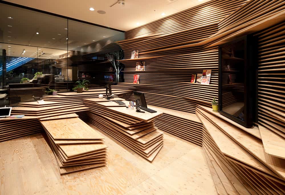 ภายใน Shun Shoku Lounge by Gurunavi ผลงานการออกแบบของเคนโกะ คุมะ (Kengo Kuma)