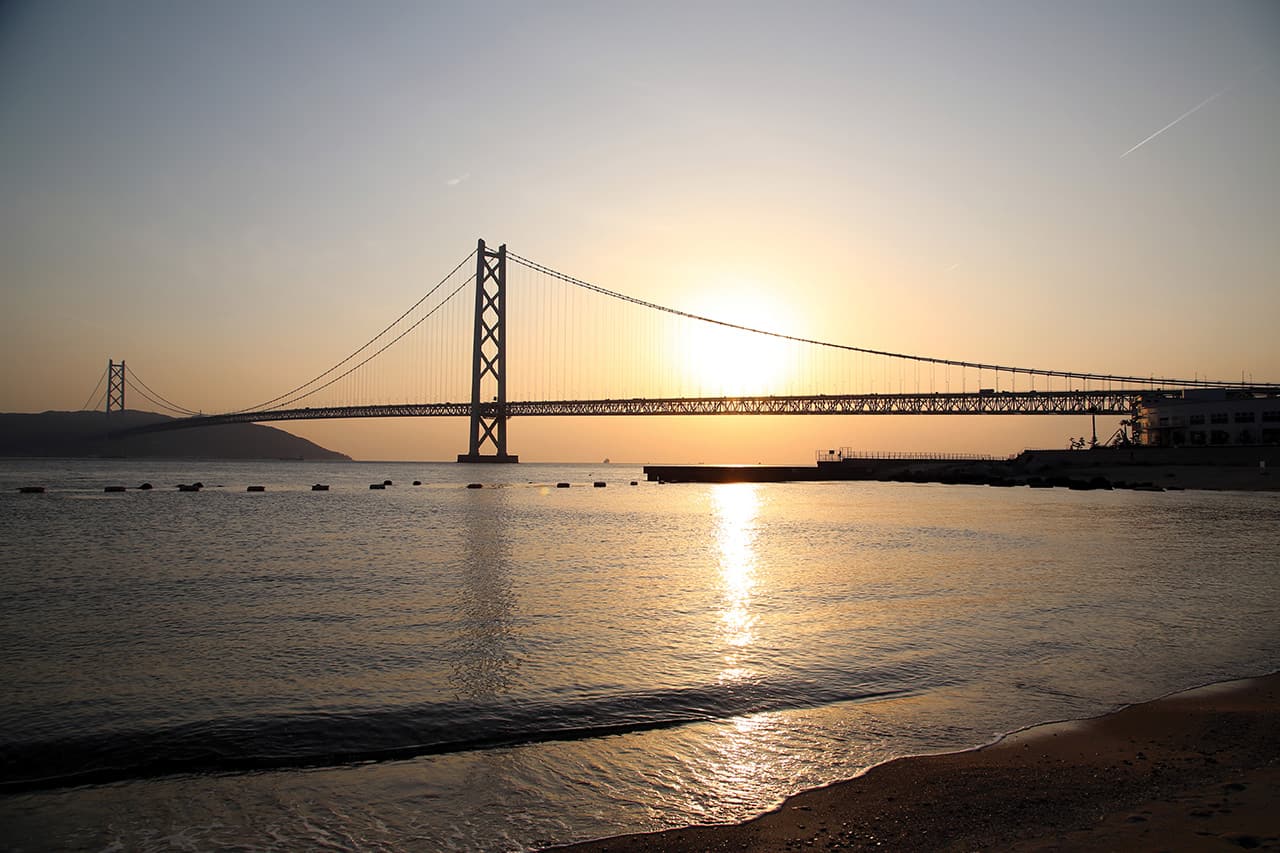 Good Views at Akashi Kaikyo Bridge (โกเบ อากาชิ ฮิเมจิ)