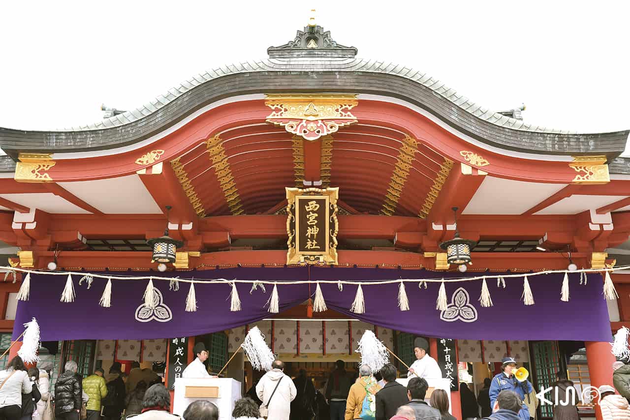 ด้านในของศาลเจ้า Nishinomiya Shrine