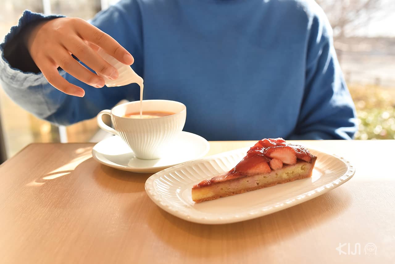 Patisserie Tooth Tooth Seaside Cafe in Hyogo (โกเบ ตะวันตก - อากาชิ - ฮิเมจิ)