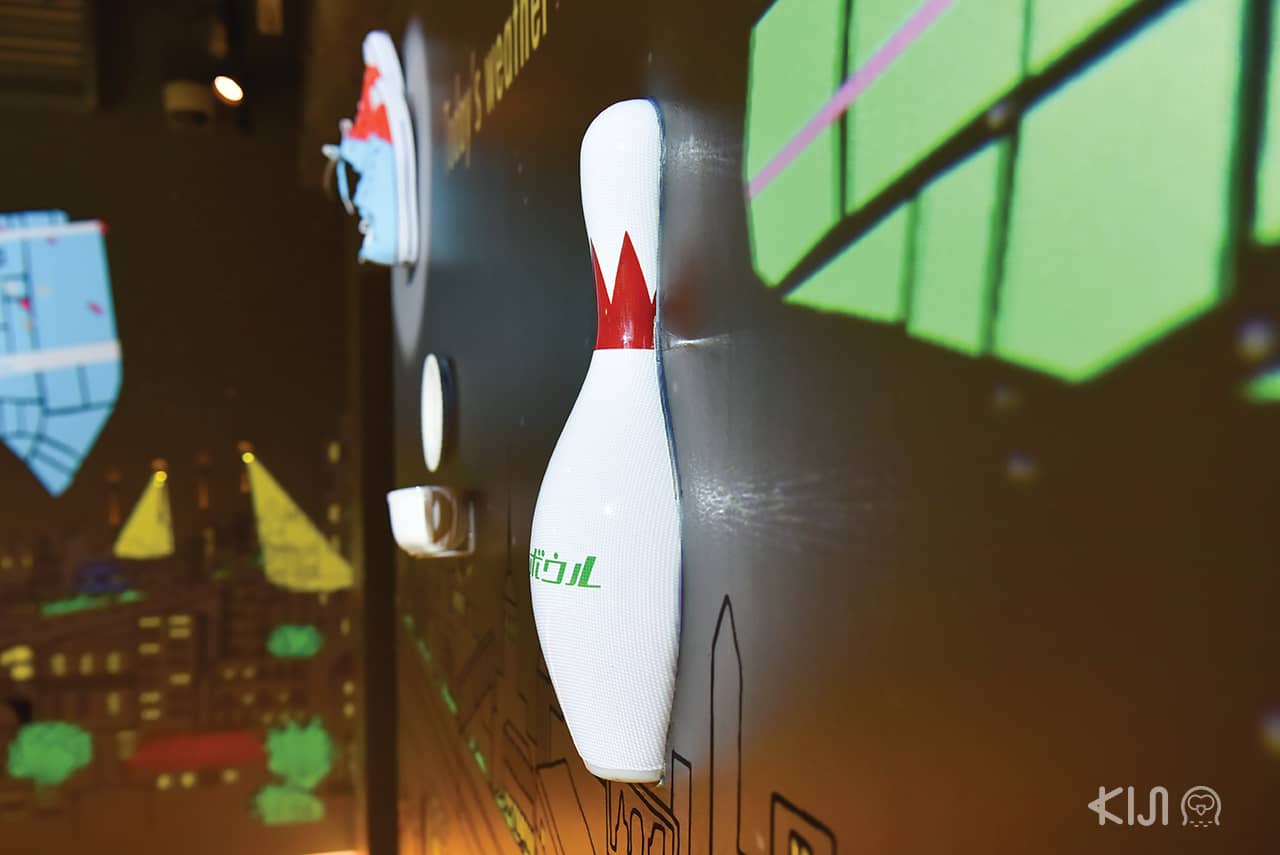 การตกแต่งภายในของ Sasazuka Akichi Lounge