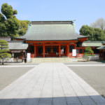 ศาลเจ้าชินโตที่สำคัญอยู่คู่บ้านคู่เมือง Kumamoto มายาวนานกว่า 1,080 ปี!