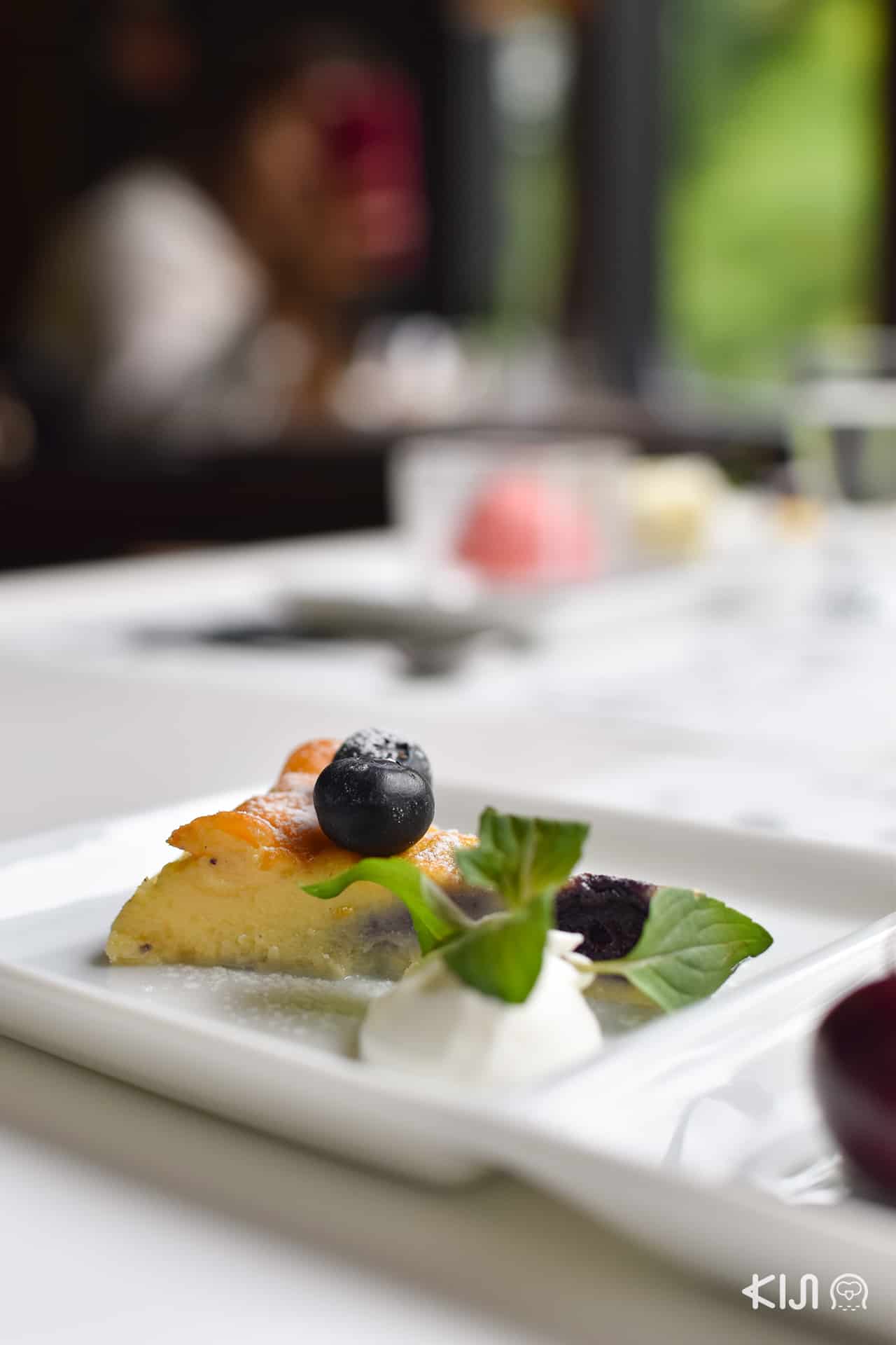 อาหารของ ภัตตาคาร Joyful train