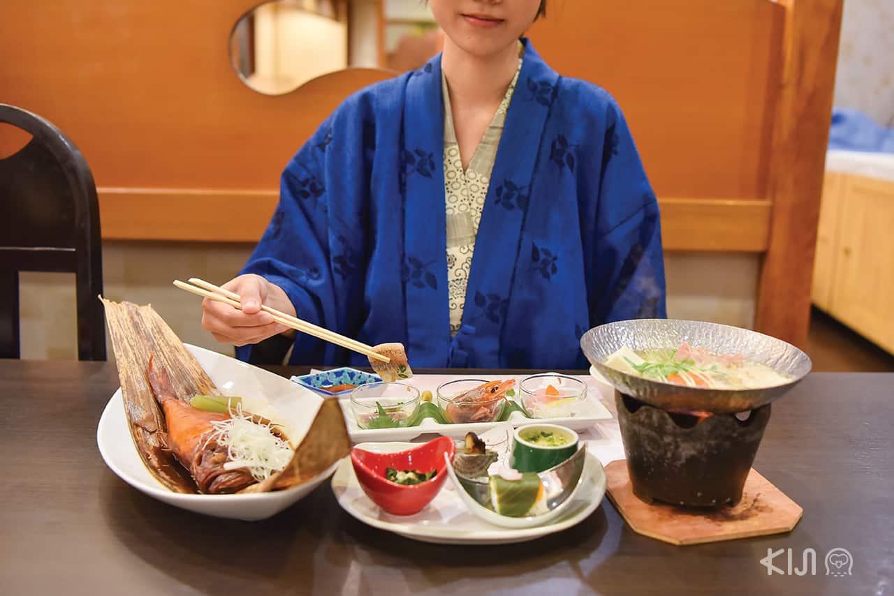 อาหารของโรงแรม Ito Kowakien