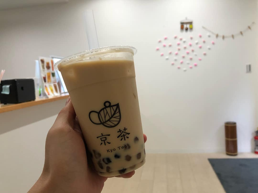 ร้านชานมไข่มุกในโอซาก้า (Bubble Milk Tea in Osaka)
