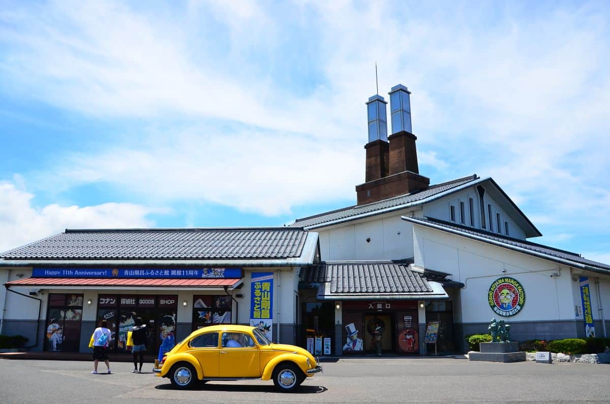 พิพิธภัณฑ์โกโช อาโอยาม่า (Gosho Aoyama Manga Factory : 青山剛昌ふるさと館) ทตโตริ Tottori
