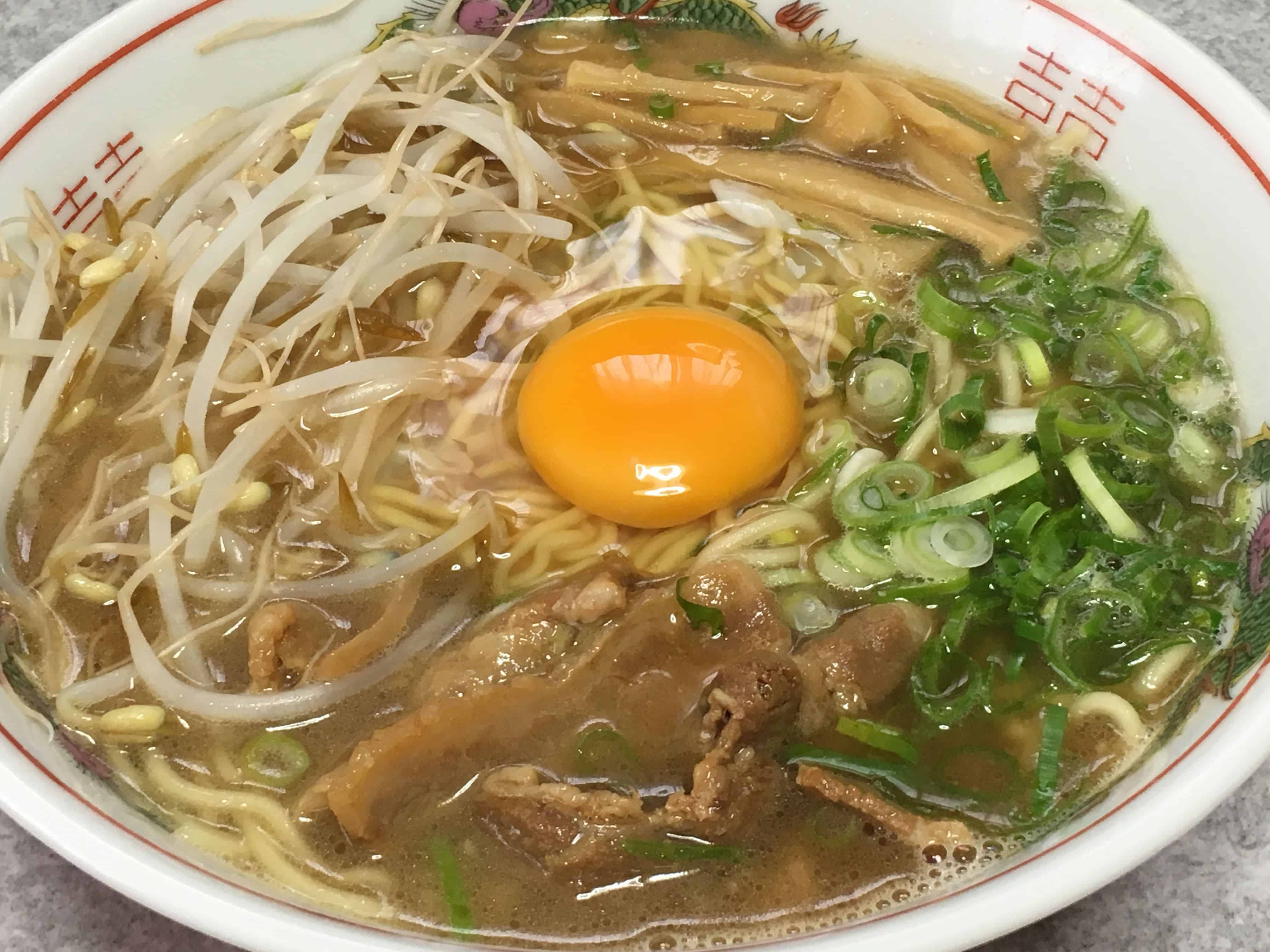 โทคุชิมะราเมน (Tokushima Ramen : 徳島ラーメン) อาหารประจำจังหวัดโทคุชิมะ