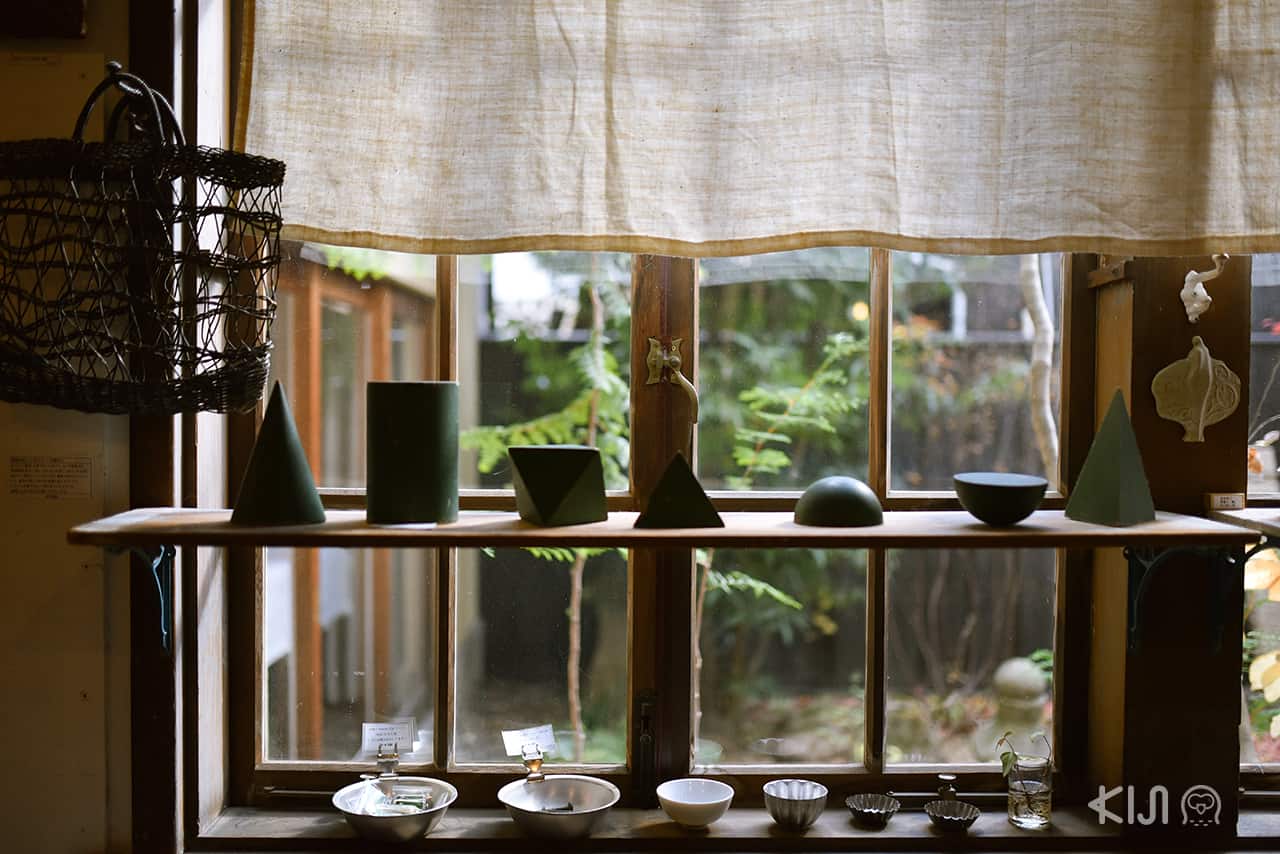 Classiky จำหน่ายสินค้าแฮนด์เมดมากมาย